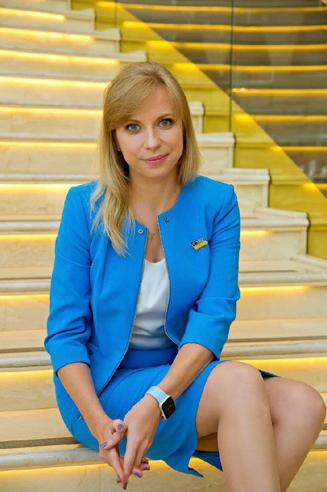 ПРИВІТАННЯ НАРОДНОГО ДЕПУТАТА УКРАЇНИ ЮЛІЇ ЯЦИК З ДНЕМ ПРАЦІВНИКА СОЦІАЛЬНОЇ СФЕРИ!